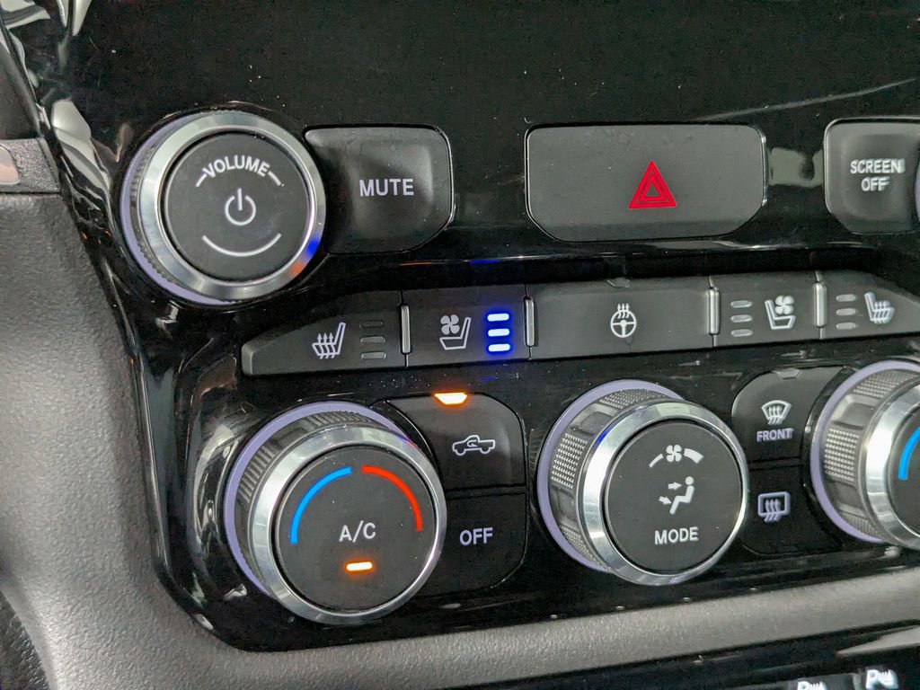 Used 2021 RAM 1500 Laramie AWD/4WD image 24