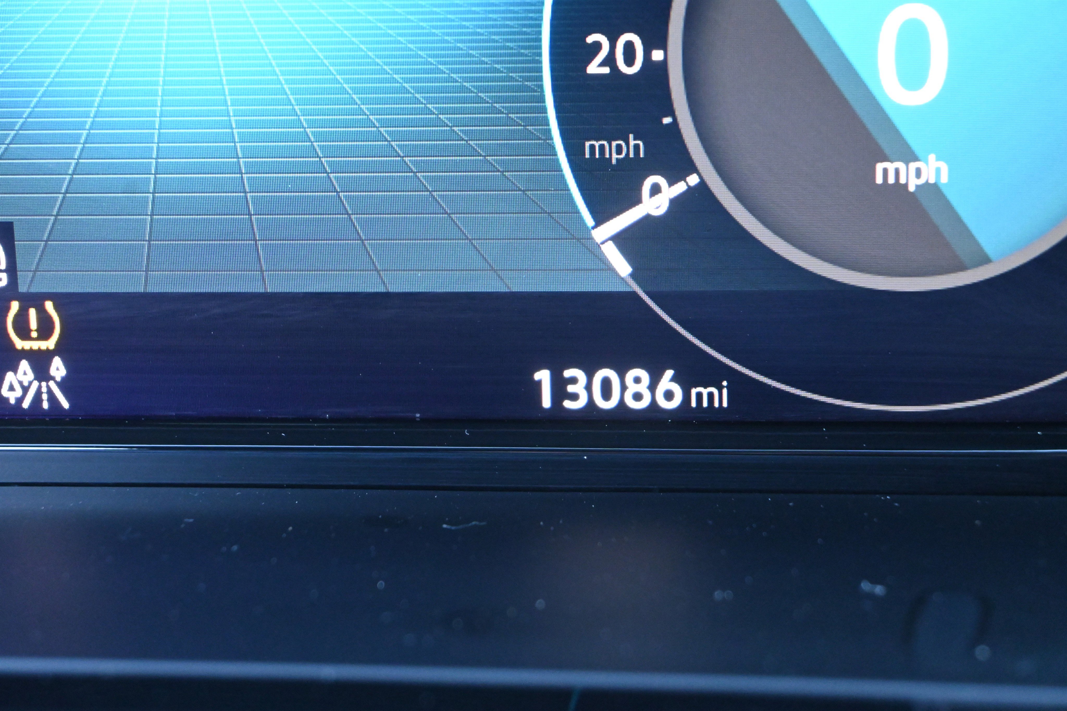 Used 2025 Volkswagen Atlas Cross Sport SE image 24