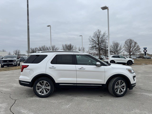 Used 2018 Ford Explorer Limited image 10