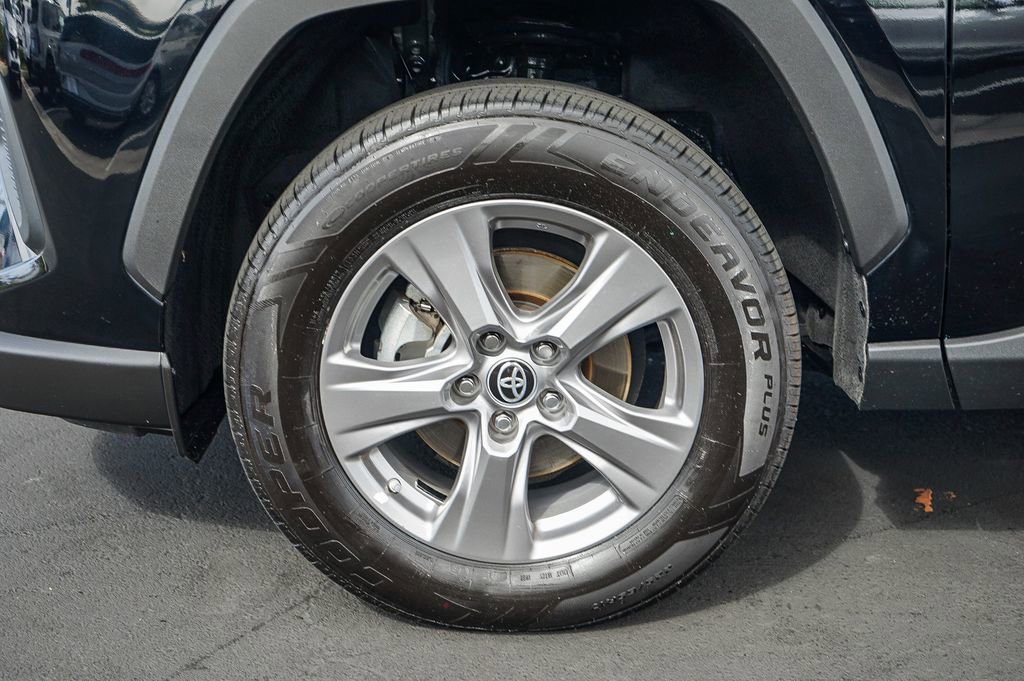 Used 2023 Toyota RAV4 LE image 11
