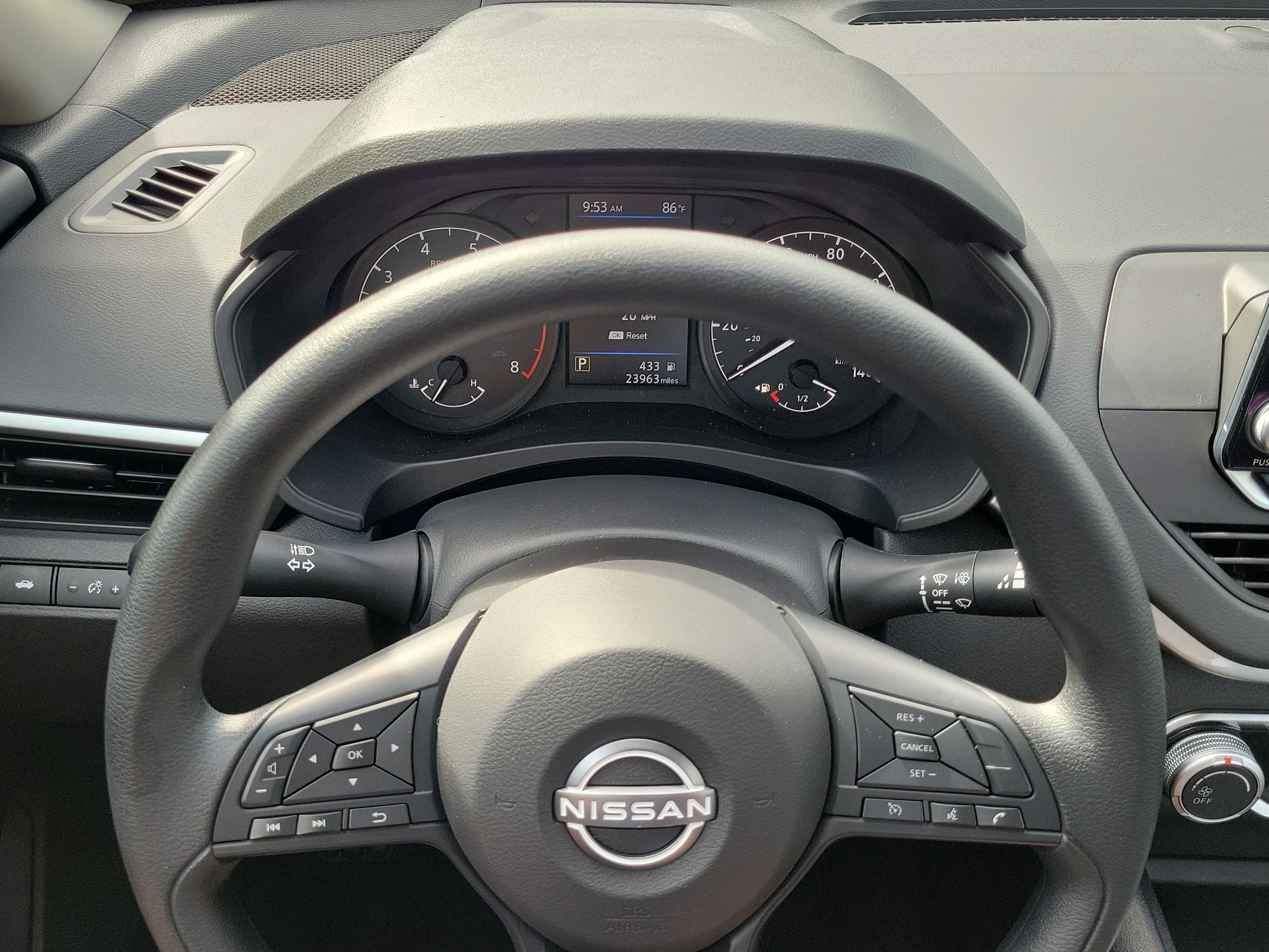 Certified 2025 Nissan Altima 2.5 S FWD image 20