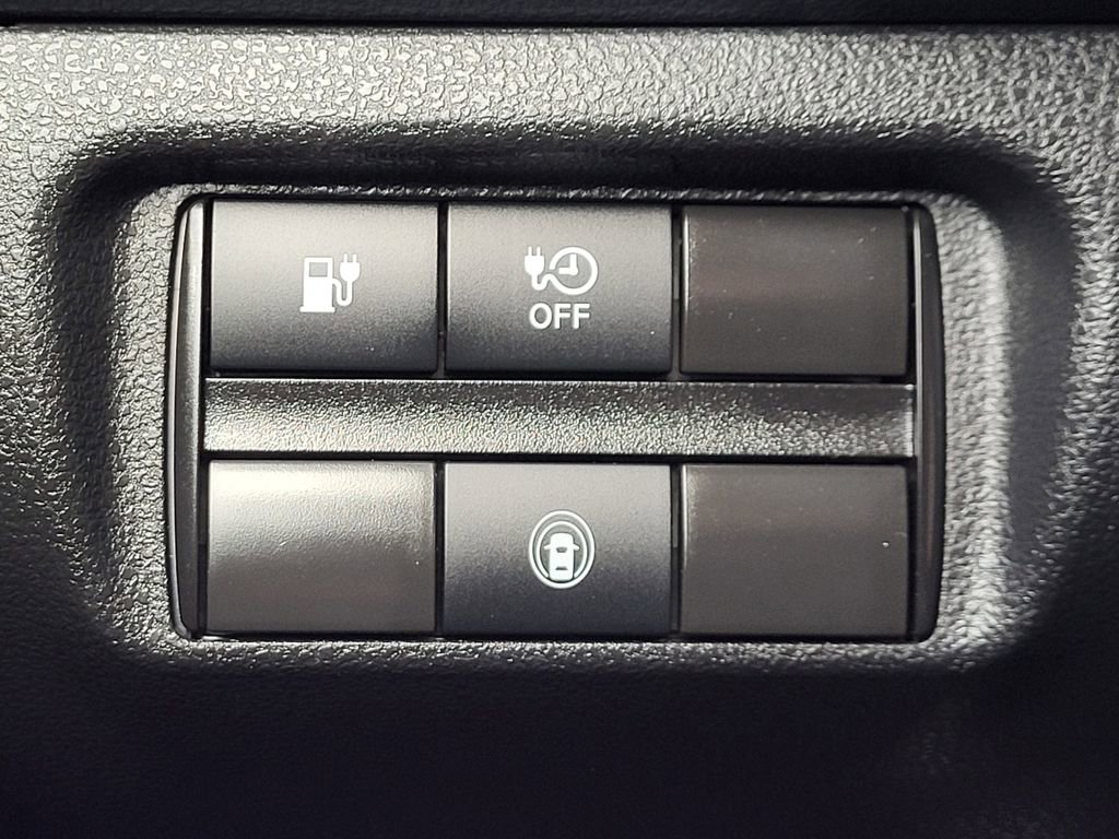 Used 2024 Nissan Leaf S image 13