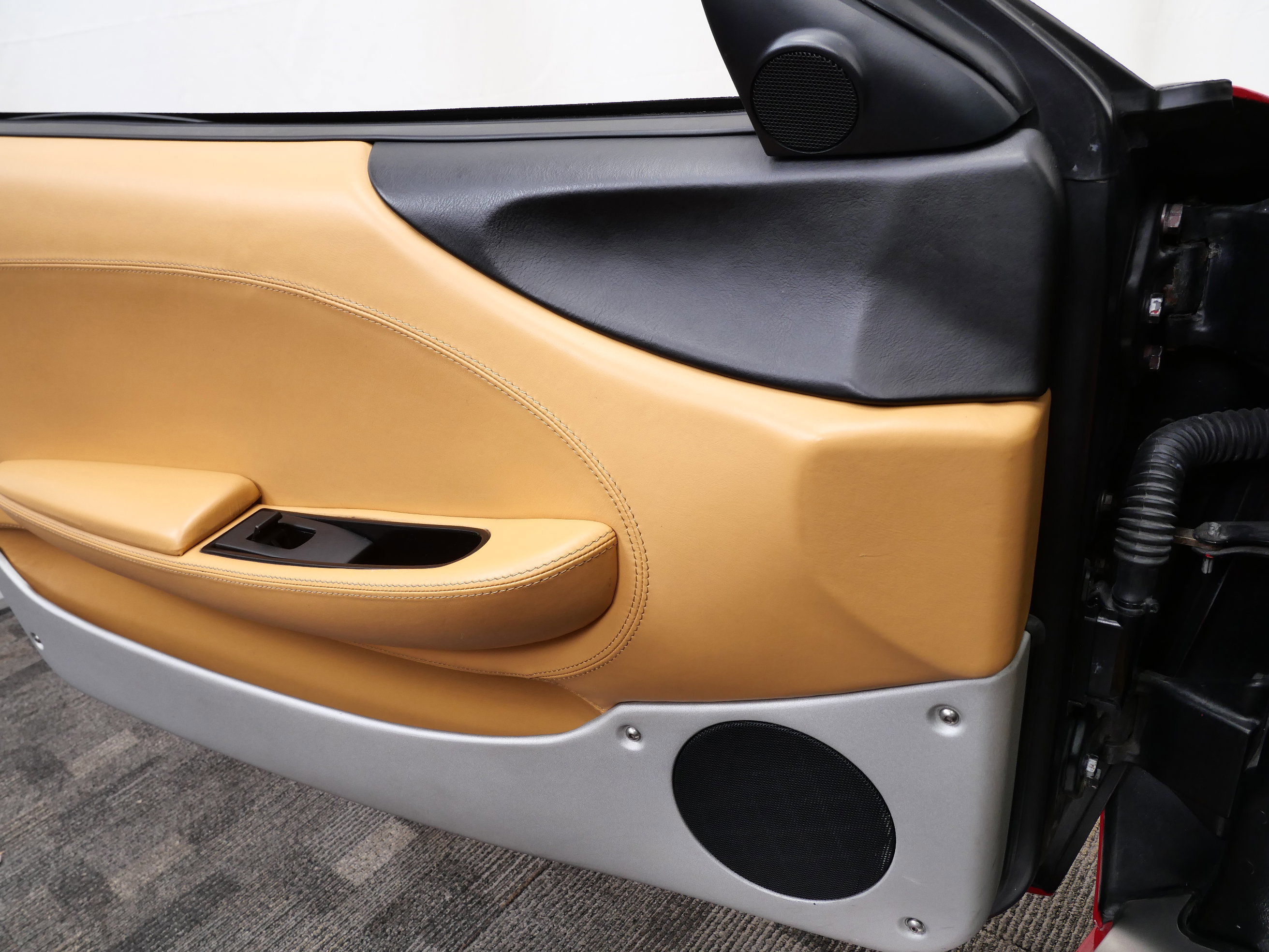 Used 2000 Ferrari 360 Modena image 28