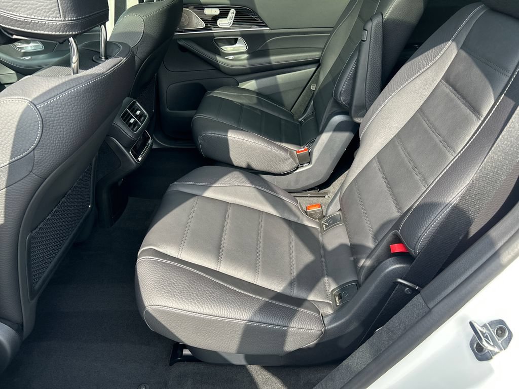 New 2026 Mercedes-Benz GLS 450 4MATIC image 26