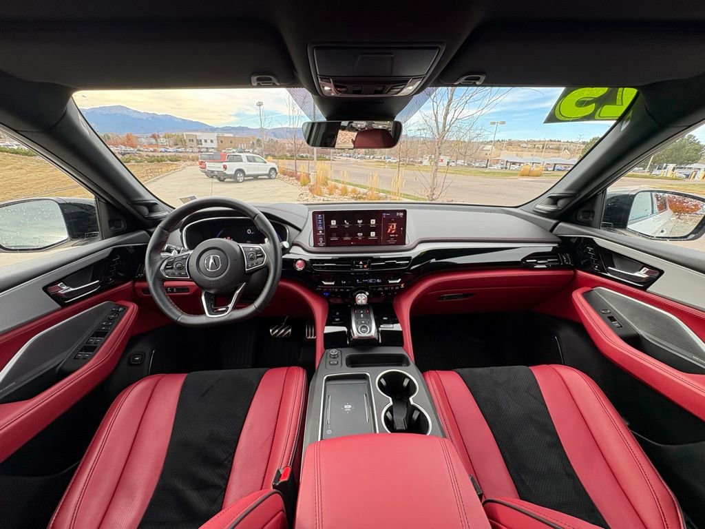 Used 2025 Acura MDX A-Spec image 13