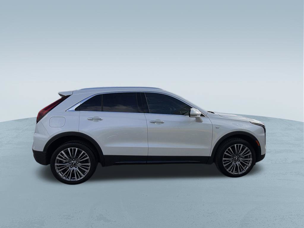 Used 2024 Cadillac XT4 Premium Luxury FWD image 9