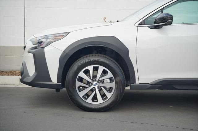 Certified 2025 Subaru Outback Premium AWD/4WD image 2