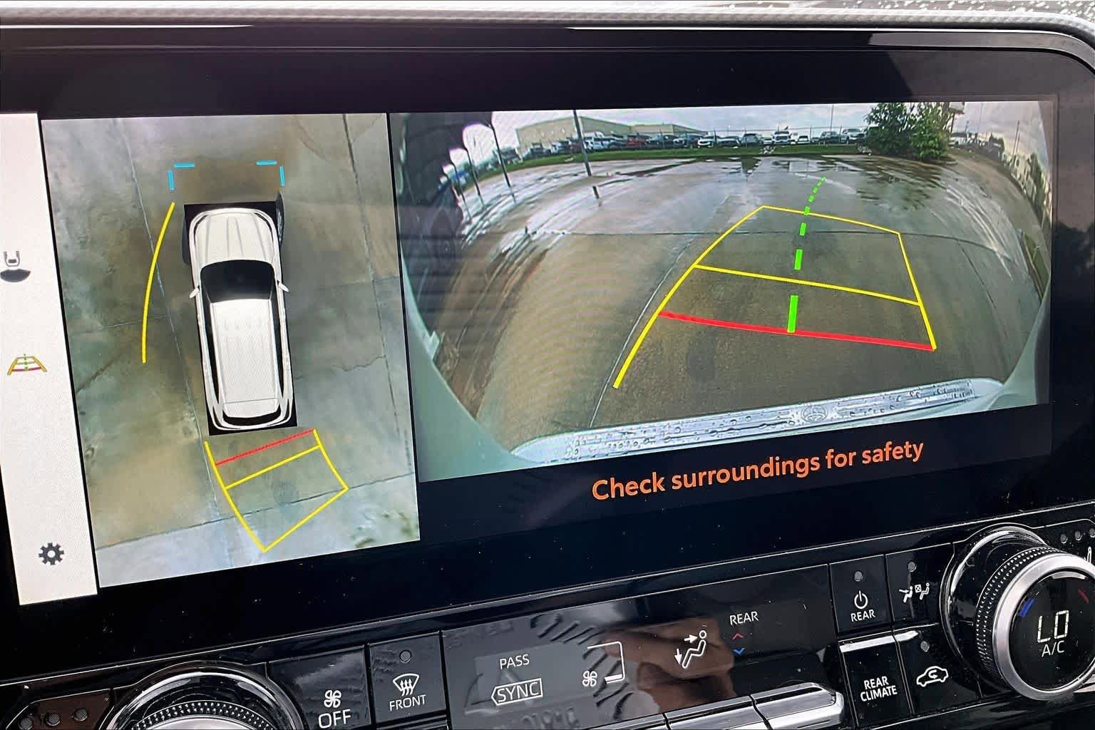 Used 2023 Toyota Highlander Platinum FWD image 25
