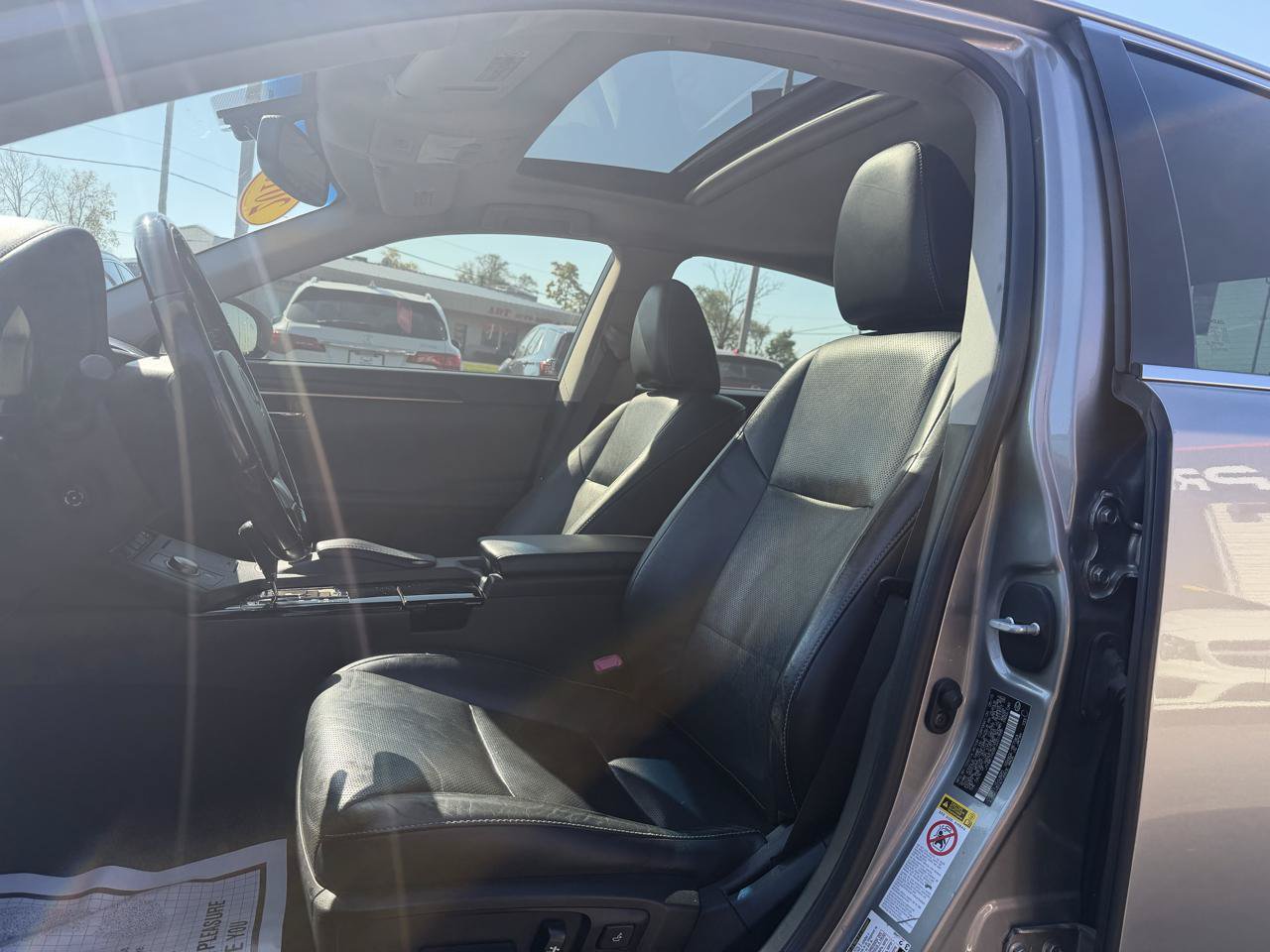 Used 2015 Lexus ES 350 w/ Luxury Package FWD image 9