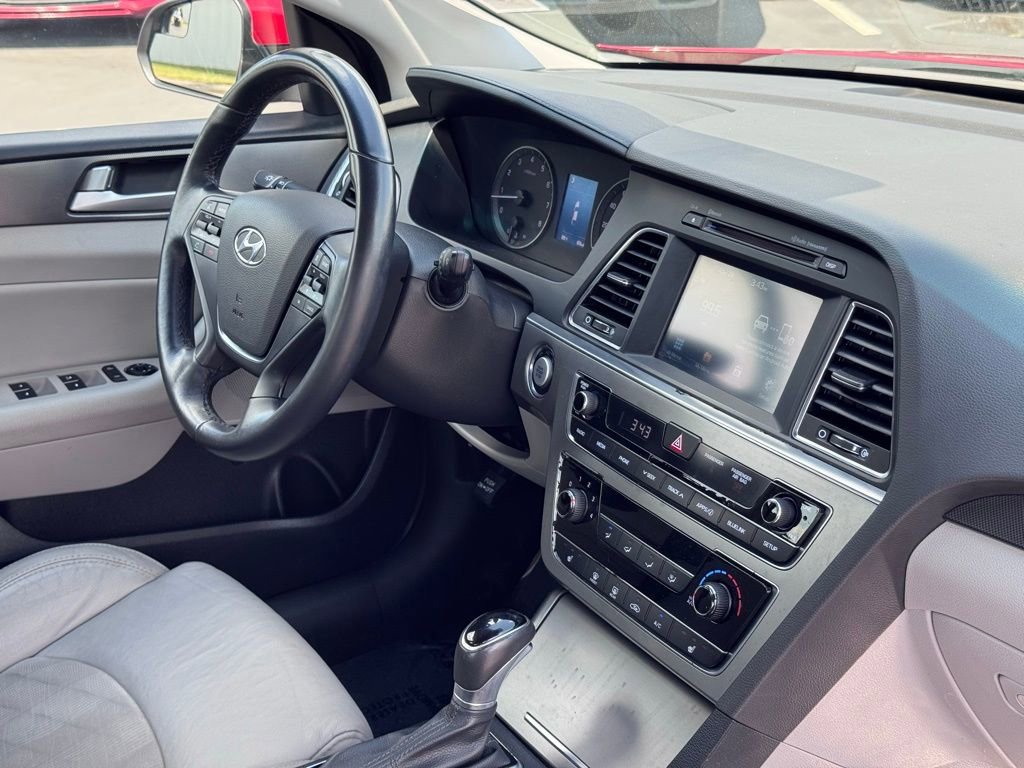 Used 2017 Hyundai Sonata Sport w/ Value Edition Package 02 FWD image 29