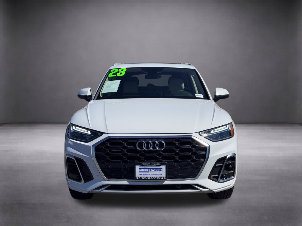 Used 2023 Audi Q5 2.0T Premium w/ Convenience Package AWD/4WD image 3