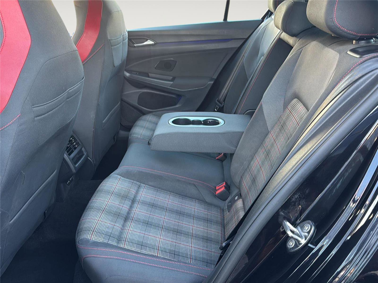 Used 2022 Volkswagen GTI SE image 23