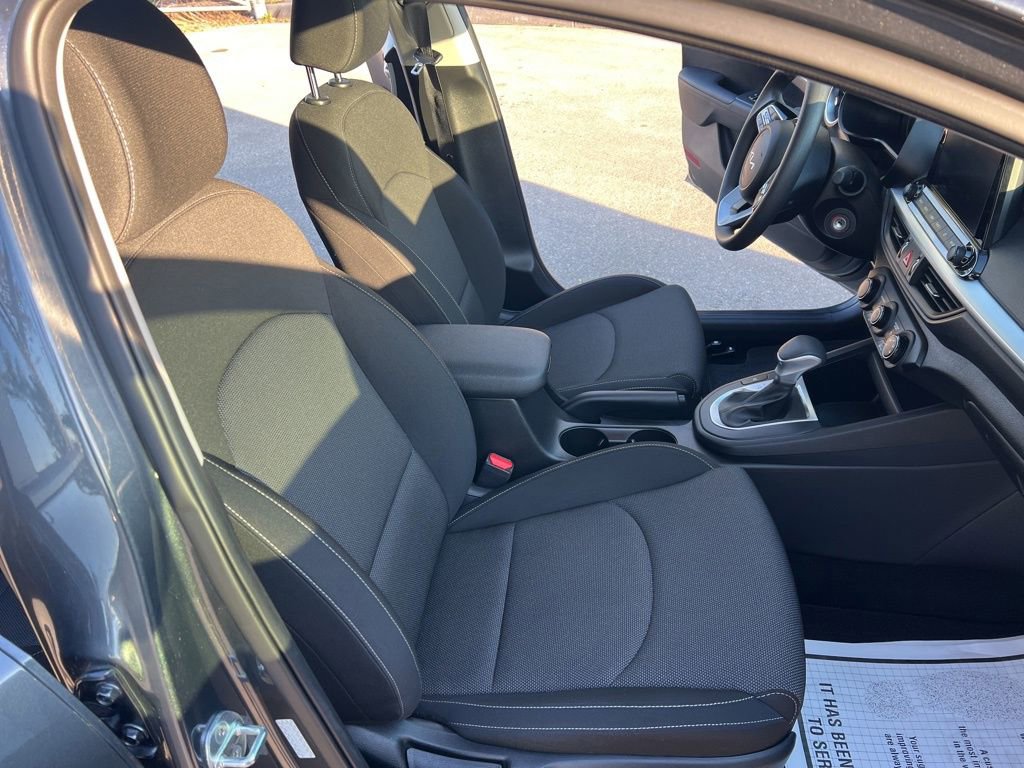 Used 2023 Kia Forte LX image 36