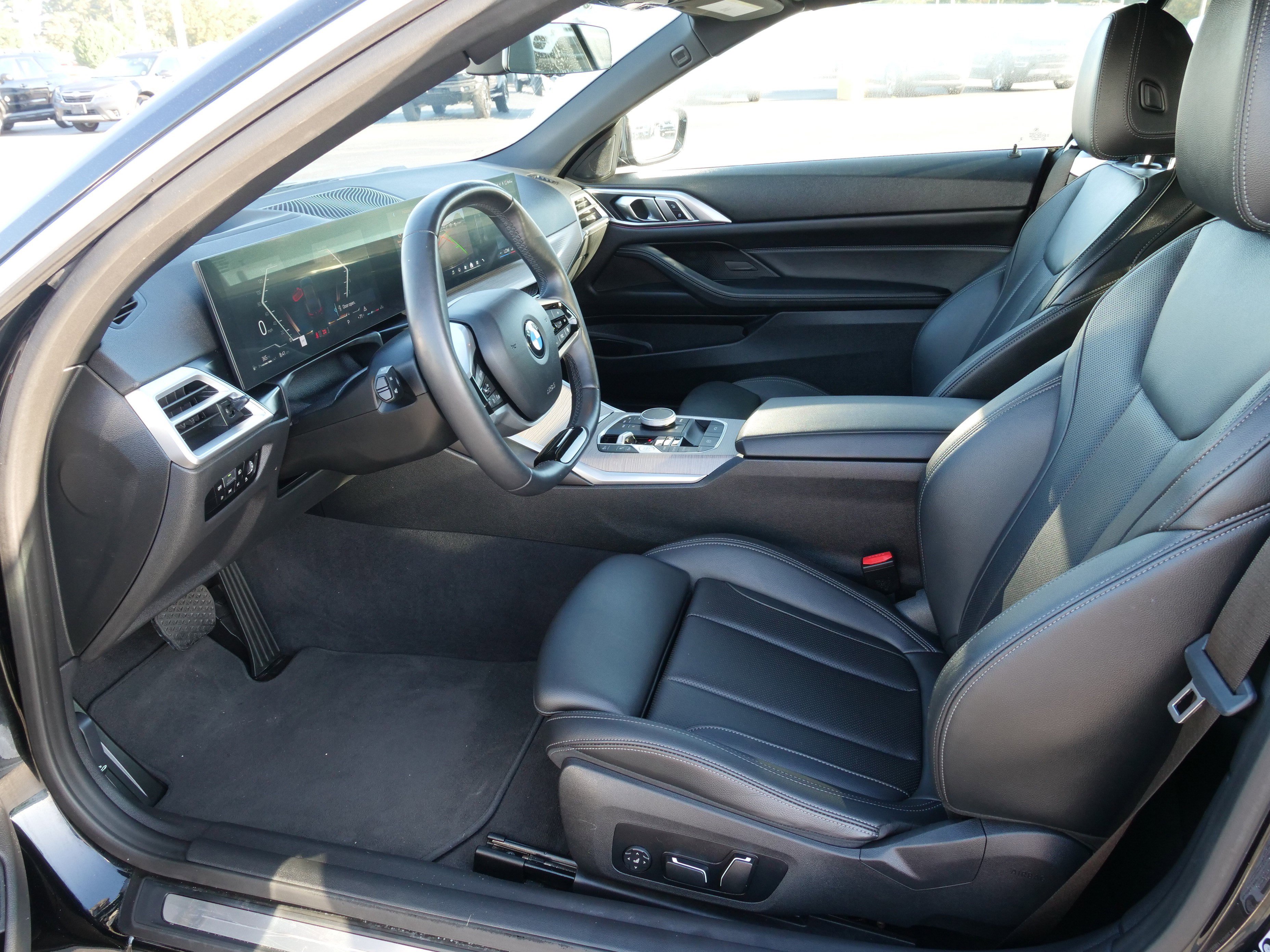 Used 2025 BMW 430i Convertible image 16