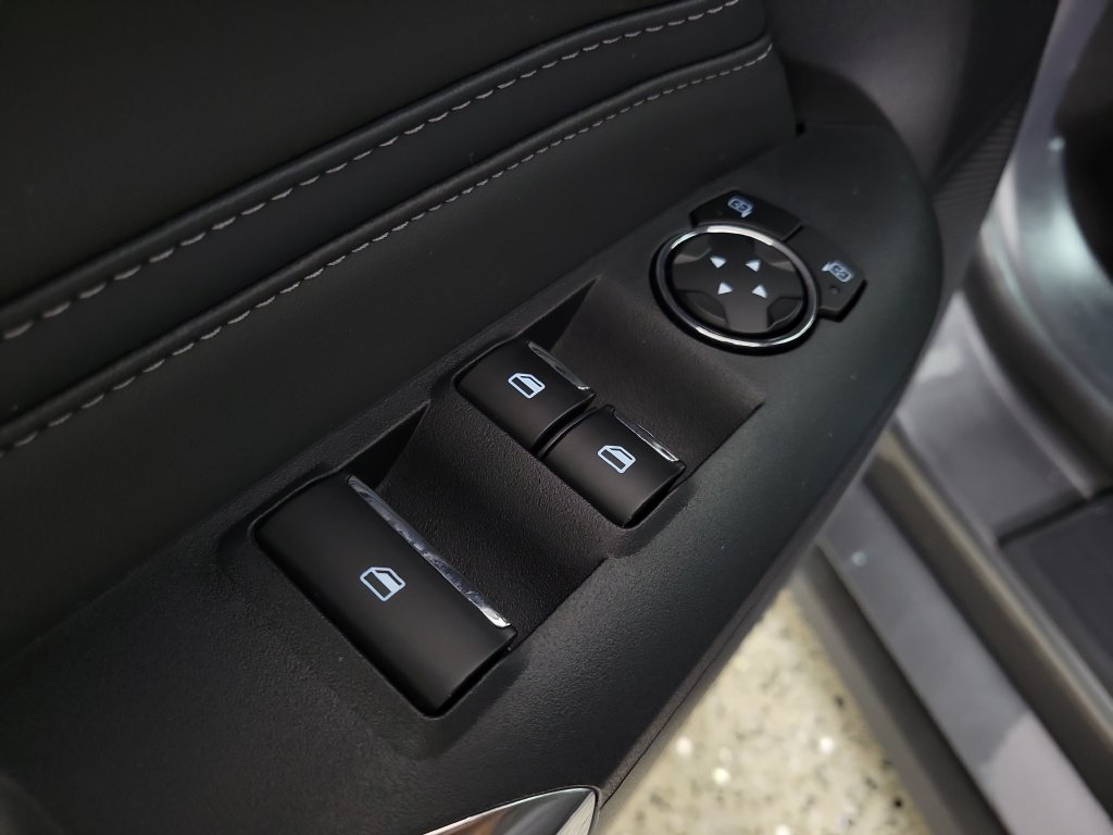 Used 2025 Ford Mustang GT Premium RWD image 16