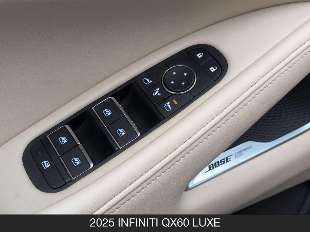 Used 2025 INFINITI QX60 Luxe FWD image 26