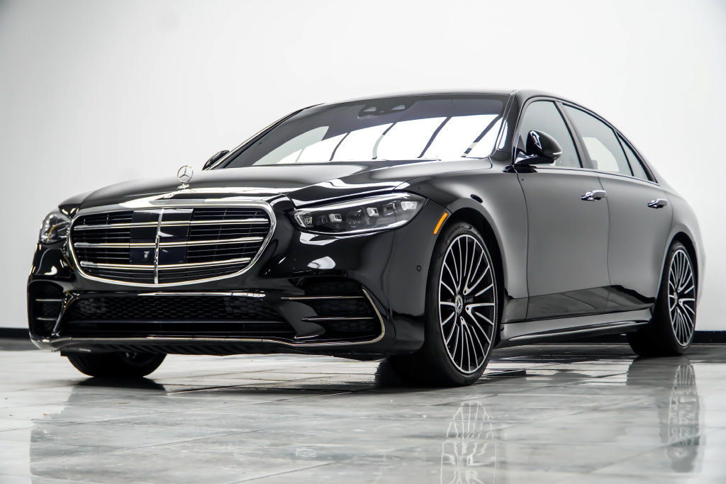 Used 2023 Mercedes-Benz S 500 4MATIC w/ AMG Line image 12