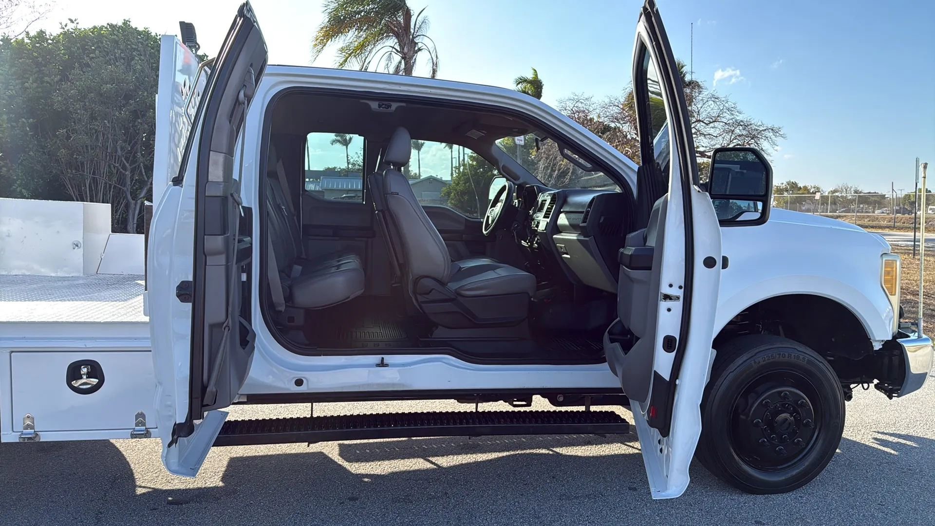 Used 2017 Ford F350 XL image 15