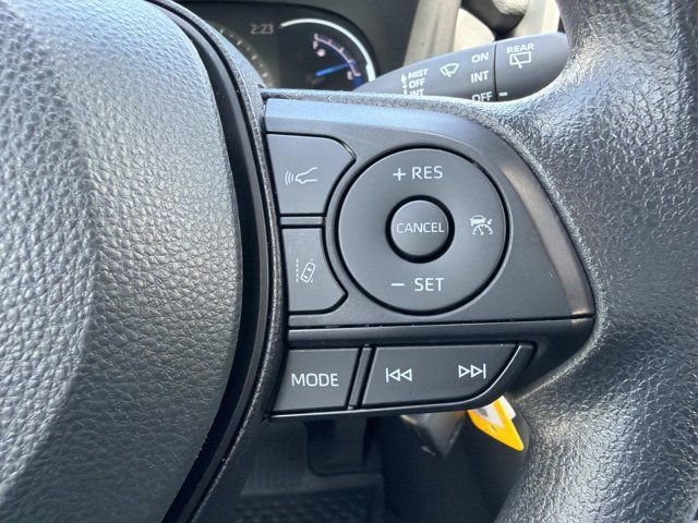 Certified 2025 Toyota RAV4 LE AWD/4WD image 24