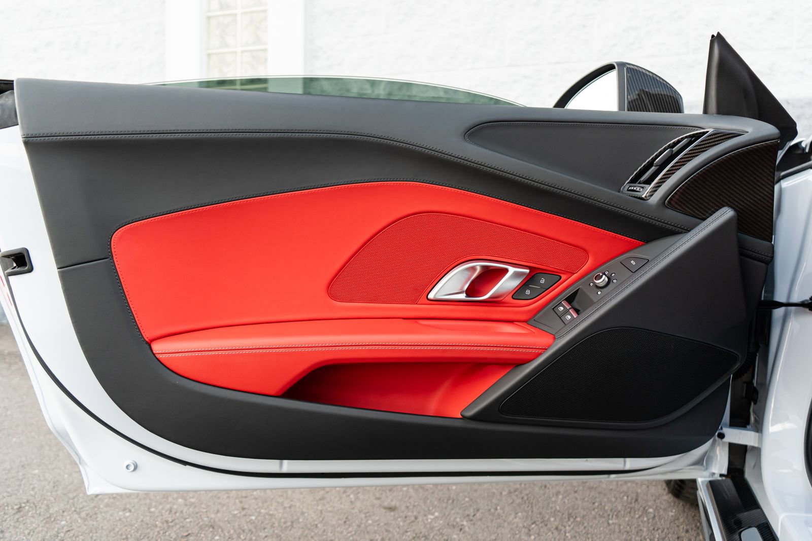 Used 2022 Audi R8 V10 performance image 23