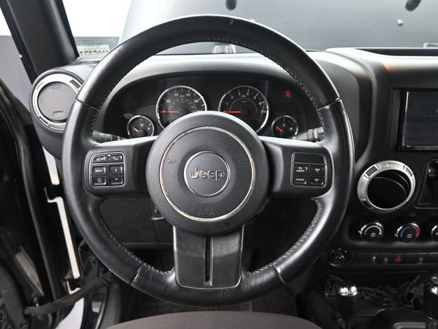 Used 2017 Jeep Wrangler Sahara w/ Connectivity Group image 24