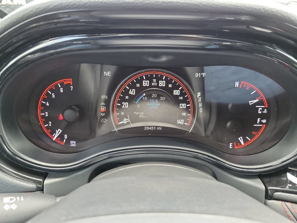 Used 2025 Dodge Durango GT RWD image 23