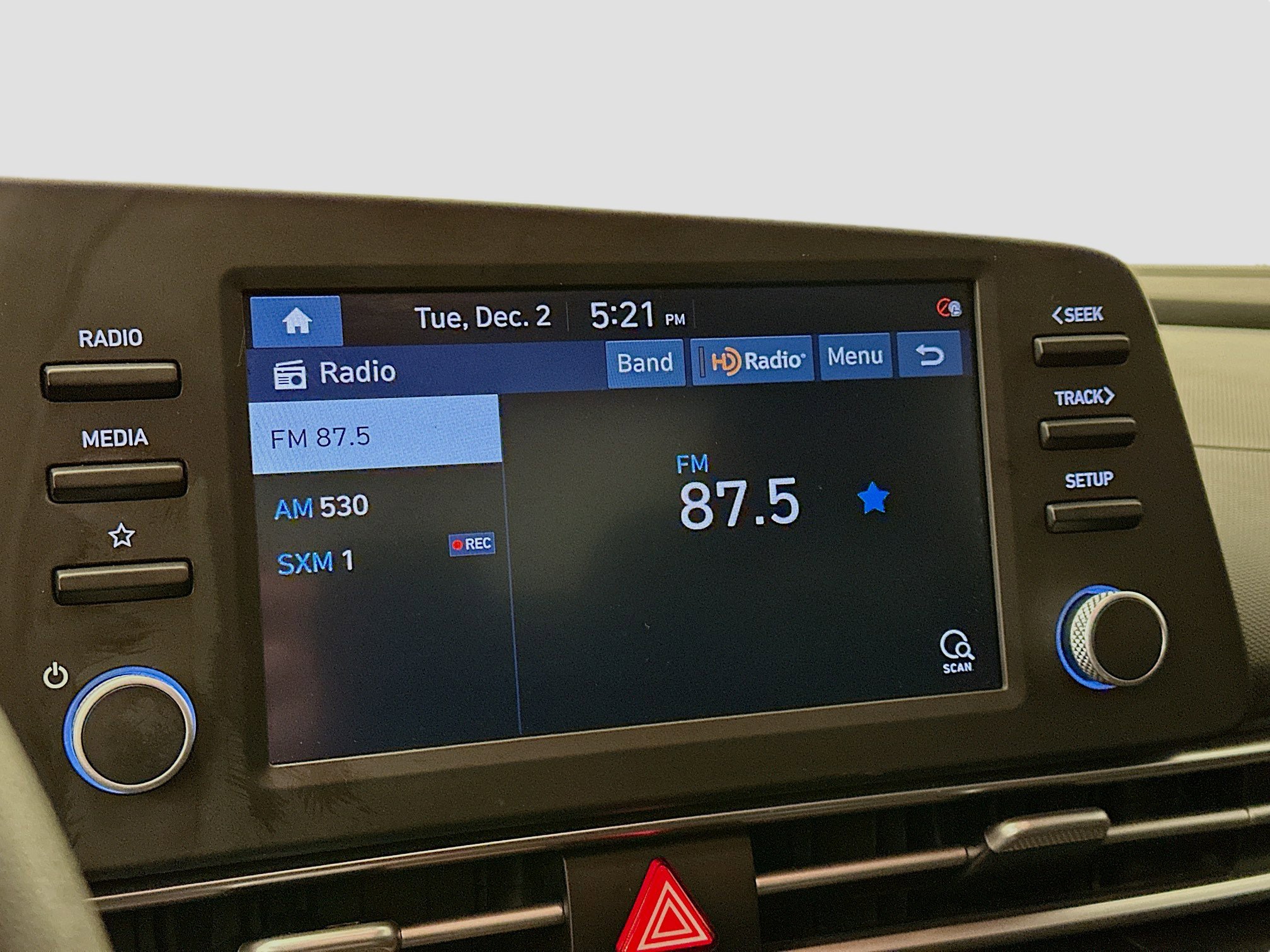 Used 2022 Hyundai Elantra SEL image 21