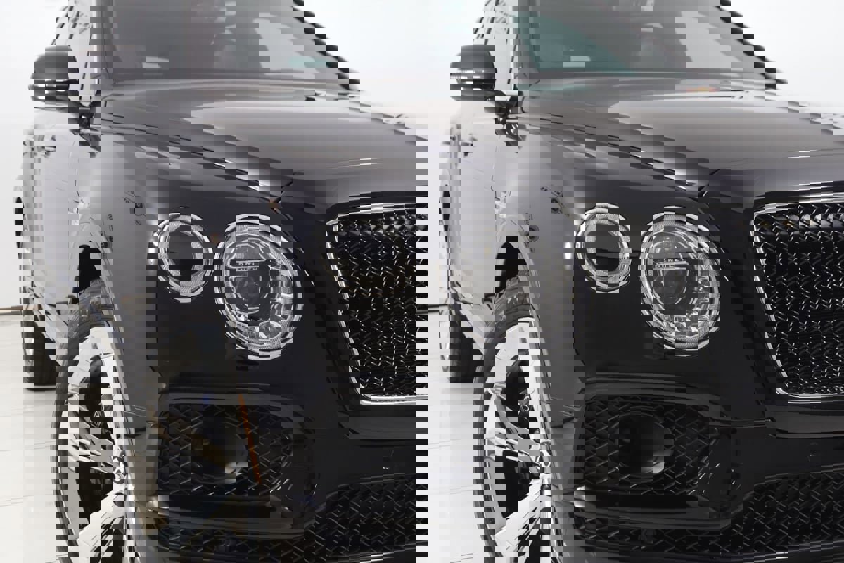 Used 2019 Bentley Bentayga image 25