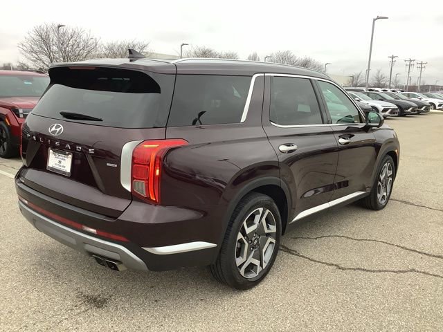 Used 2024 Hyundai Palisade Limited AWD/4WD image 5