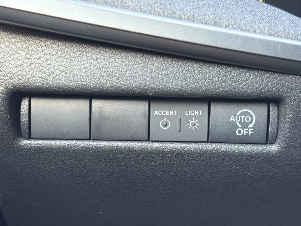 Certified 2026 Nissan Kicks SV w/ SV Premium Package FWD image 15