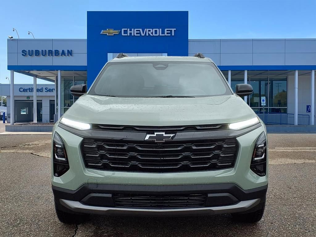 New 2026 Chevrolet Equinox LT image 2