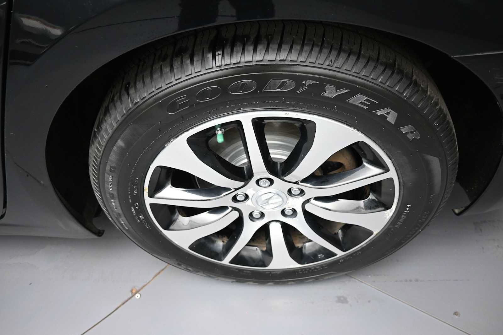 Used 2016 Acura TLX FWD image 14