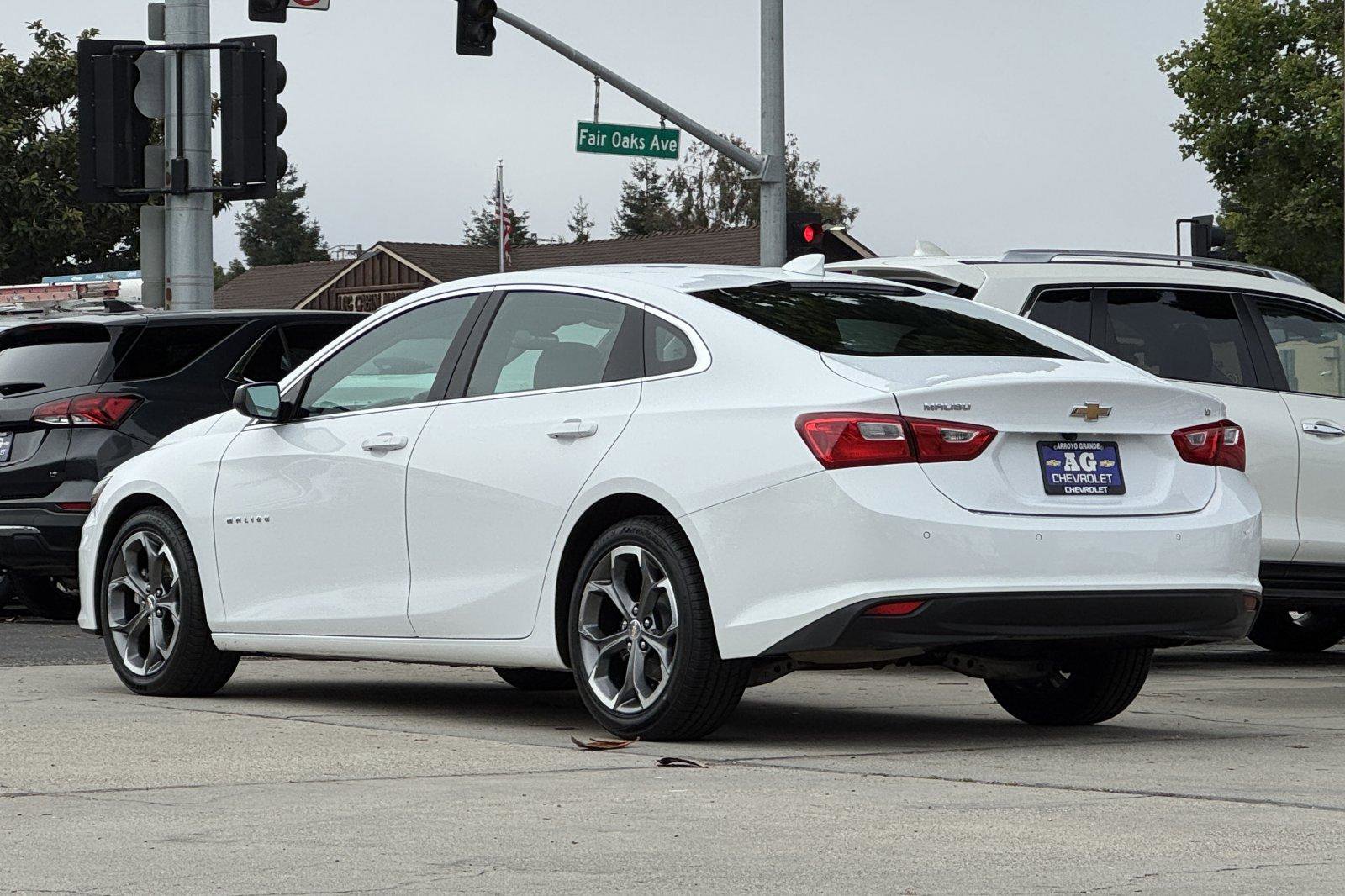 Used 2024 Chevrolet Malibu LT FWD image 8