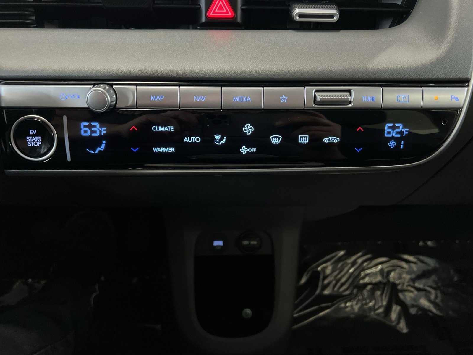 Used 2024 Hyundai Ioniq 5 SEL image 21