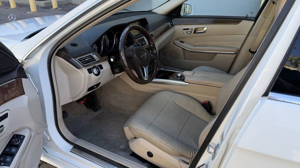 Used 2014 Mercedes-Benz E 350 4MATIC Sedan w/ Premium 1 Package image 3