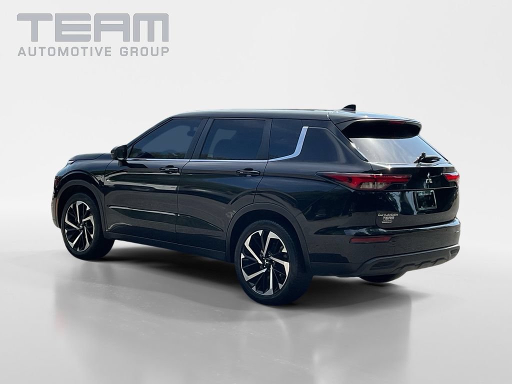 Used 2022 Mitsubishi Outlander ES AWD/4WD image 5