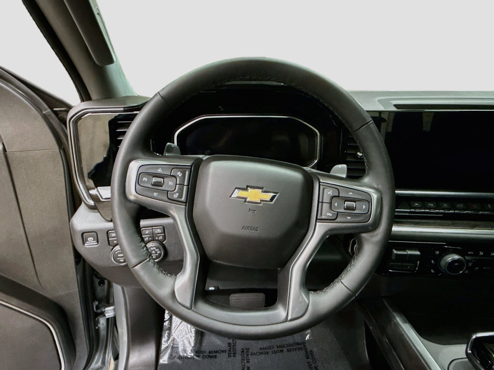 New 2026 Chevrolet Silverado 1500 LTZ w/ LTZ Premium Package AWD/4WD image 12