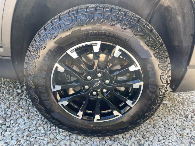 Used 2026 Chevrolet Traverse Z71 w/ LPO, Floor Liner Package AWD/4WD image 20