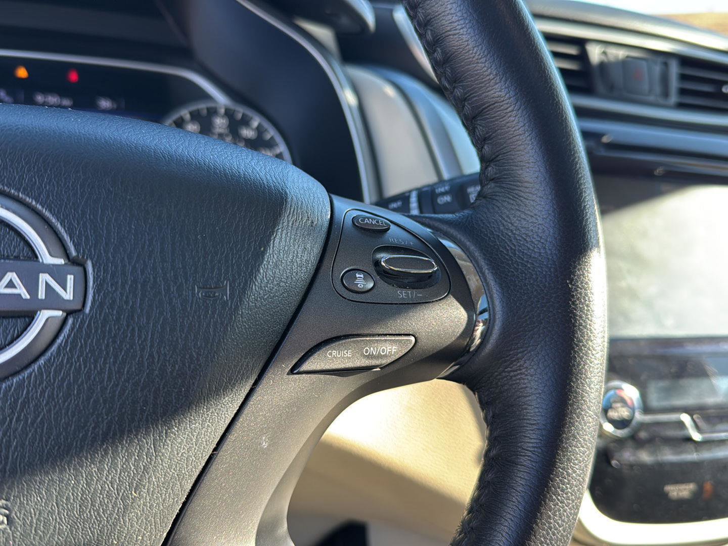 Used 2023 Nissan Murano SL w/ SL Moonroof Package image 19