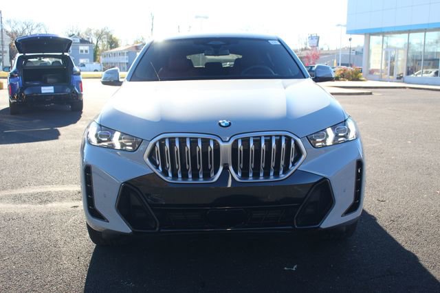 New 2026 BMW X6 xDrive40i w/ Premium Package image 2