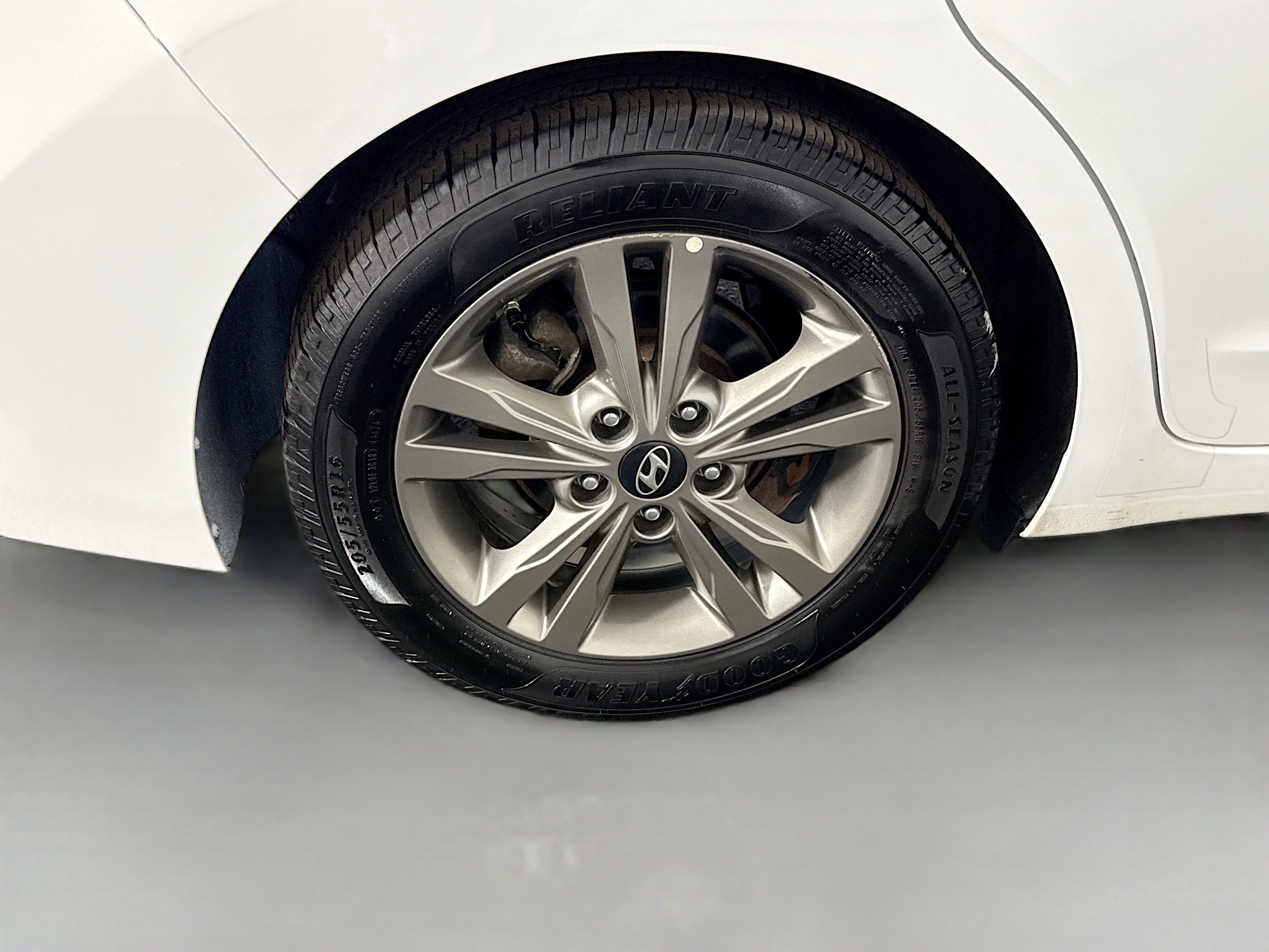 Used 2018 Hyundai Elantra SEL image 32