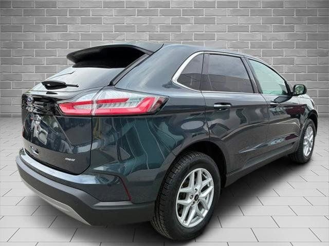 Certified 2024 Ford Edge SEL w/ Convenience Package AWD/4WD image 3