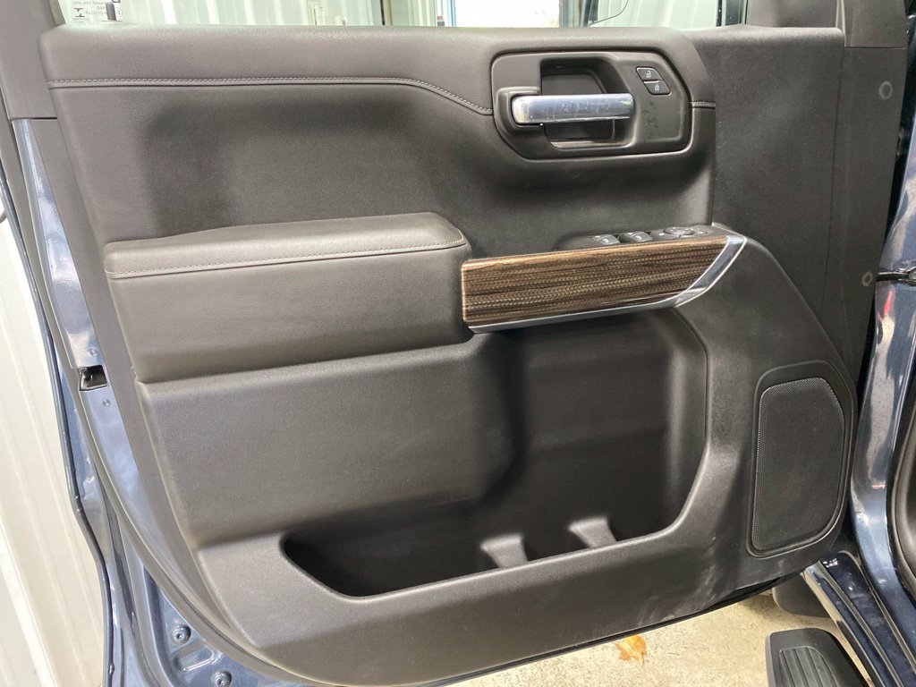Used 2020 Chevrolet Silverado 1500 LT w/ All-Star Edition AWD/4WD image 22