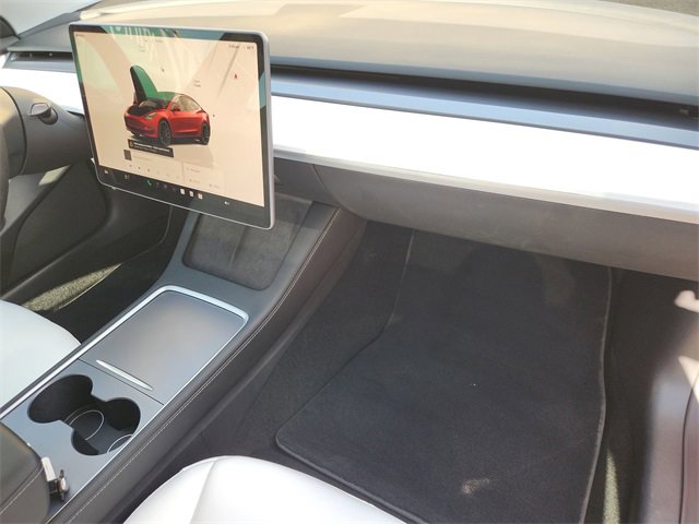 Used 2022 Tesla Model 3 Performance image 28