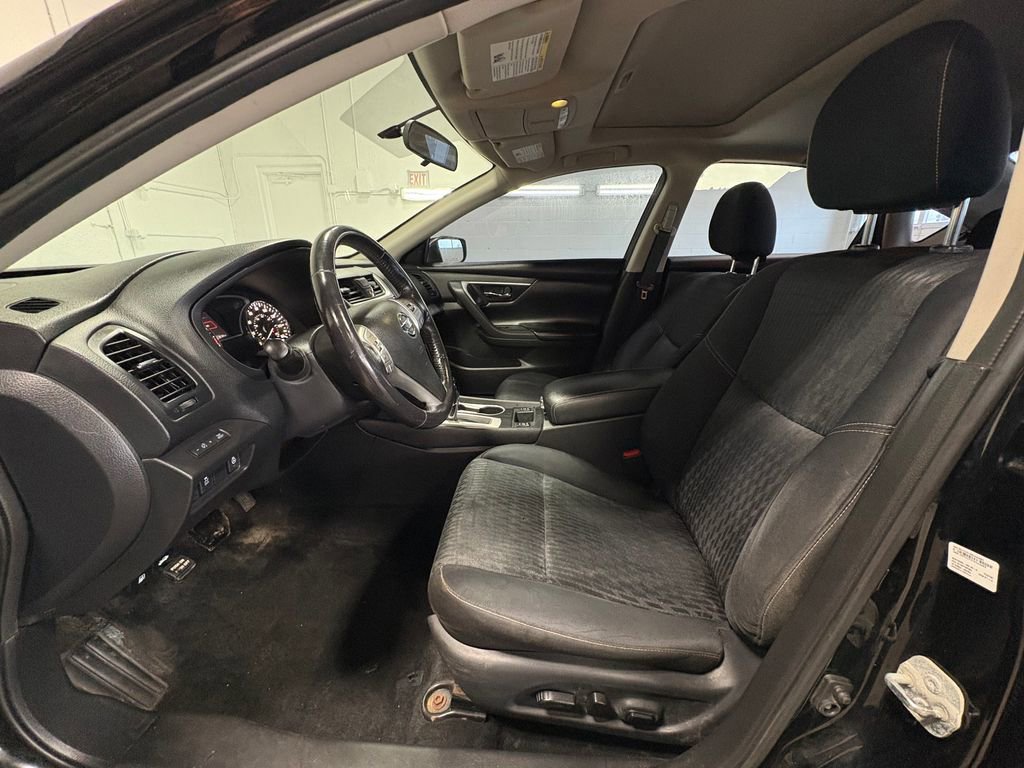 Used 2018 Nissan Altima 2.5 SV image 14