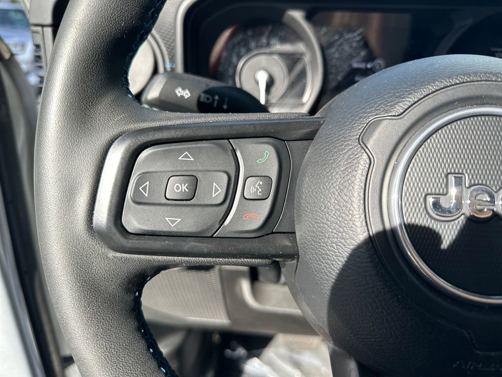 Used 2024 Jeep Wrangler Unlimited Rubicon 4xe image 19