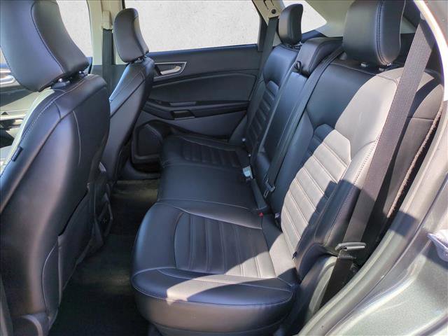 Used 2024 Ford Edge SEL image 18