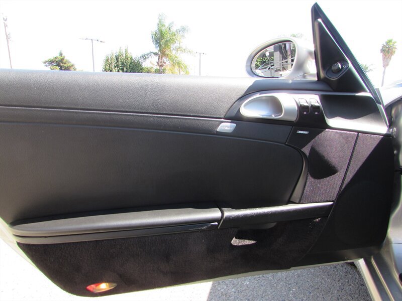 Used 2005 Porsche Boxster RWD image 20
