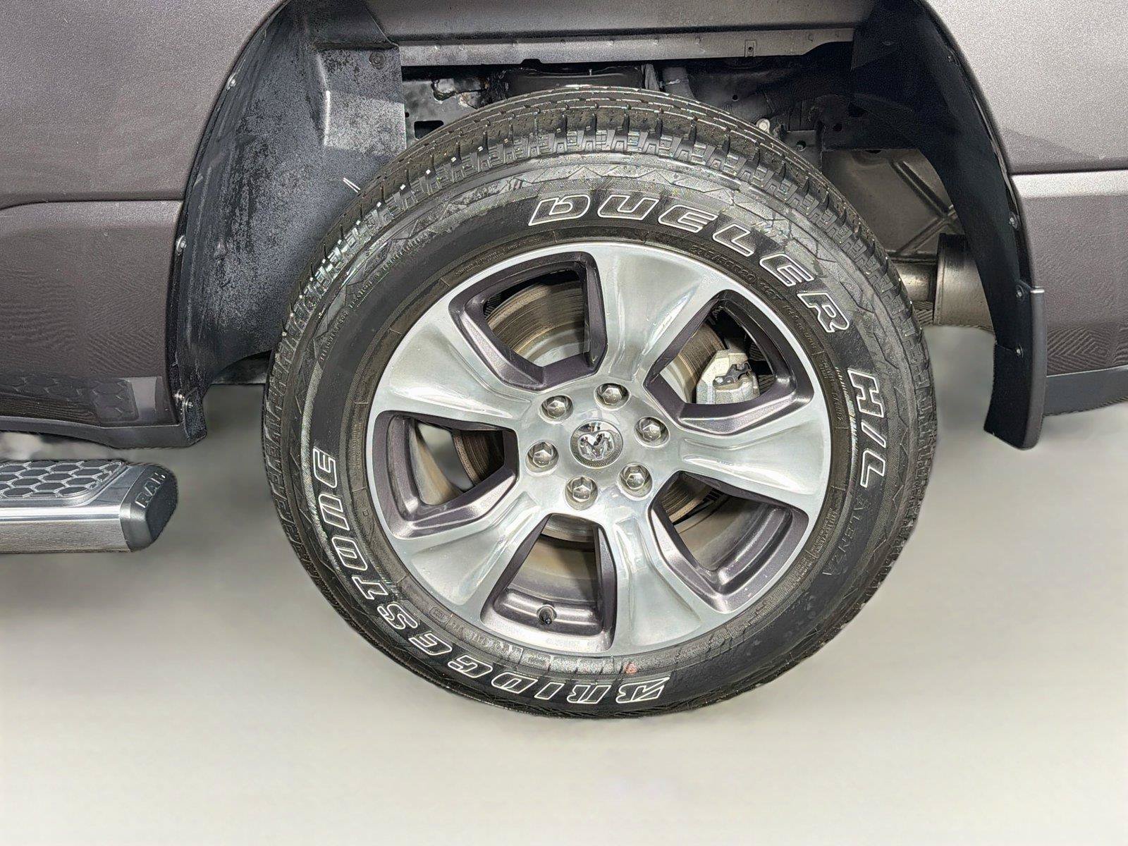 Used 2023 RAM 1500 Laramie AWD/4WD image 36