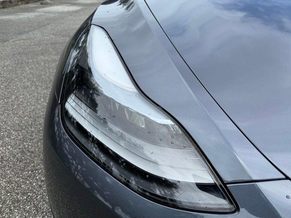 Used 2023 Tesla Model Y Performance image 4